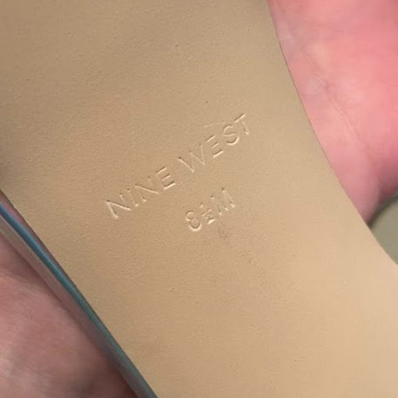 NWOT Nine West holographic strappy heels size 8.5 - Picture 7 of 7